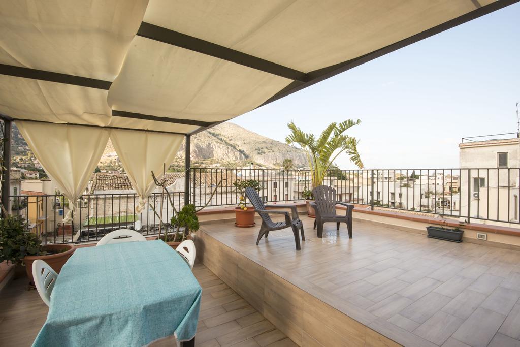 Апартаменты La Terrazza Del Baglio Монделло Экстерьер фото